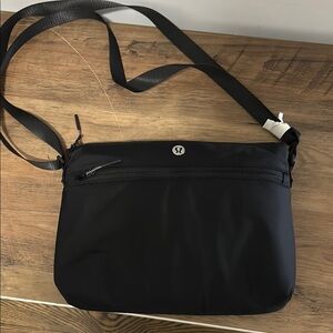 lululemon athletica crossbody small diaper bag